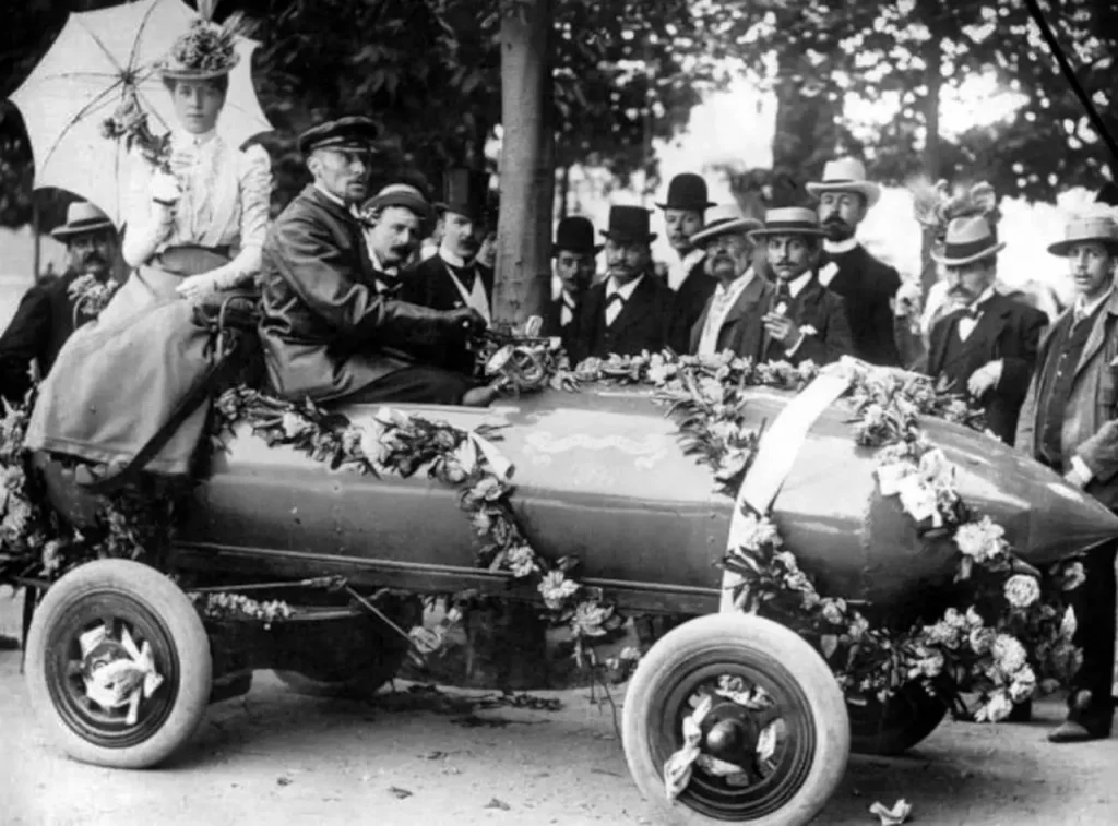 Voiture, jamais, contente