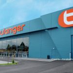 Boulanger, firme, bleu