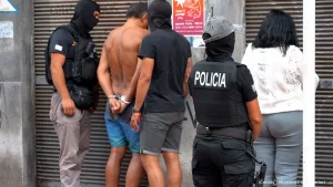 Uruguay, policia, banco