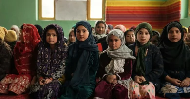 Du pain, un tampon, un silence… Filles, Afghanistan, avenir